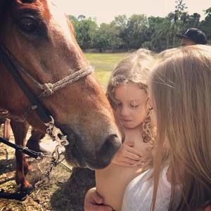 Meet your Posher, Angelina